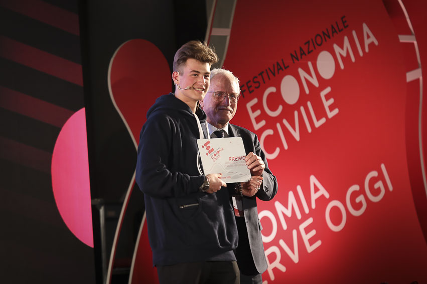 Bando Scuole Economia Civile 